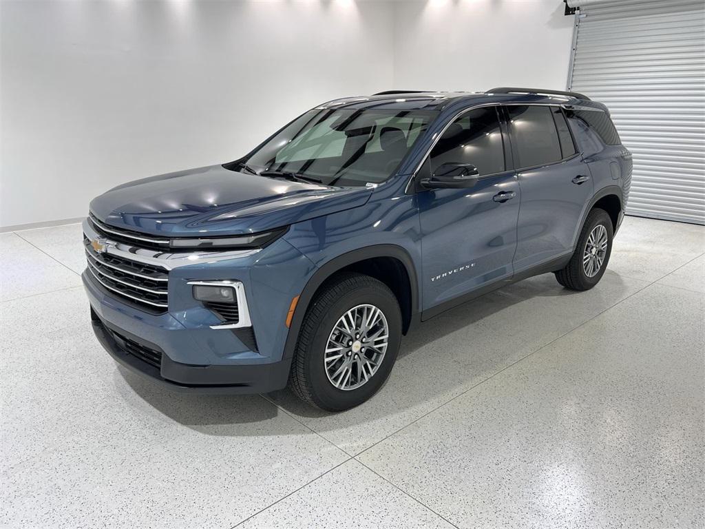 new 2025 Chevrolet Traverse car, priced at $42,871