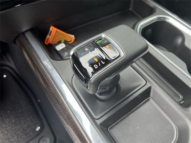 new 2024 Chevrolet Silverado 1500 car, priced at $55,998