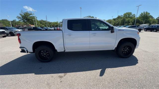 new 2024 Chevrolet Silverado 1500 car, priced at $58,998