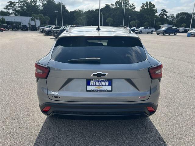 new 2025 Chevrolet Trax car, priced at $26,981