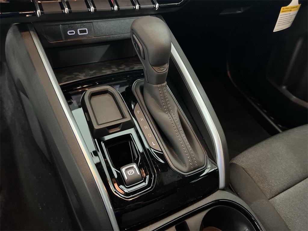 new 2026 Chevrolet Colorado car, priced at $33,032