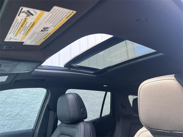 new 2026 Chevrolet Equinox car, priced at $33,888