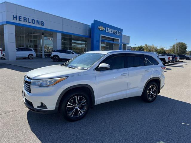 used 2016 Toyota Highlander car, priced at $16,880