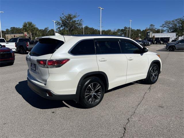 used 2016 Toyota Highlander car, priced at $16,880