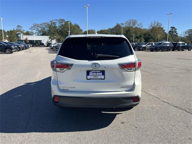 used 2016 Toyota Highlander car, priced at $16,880