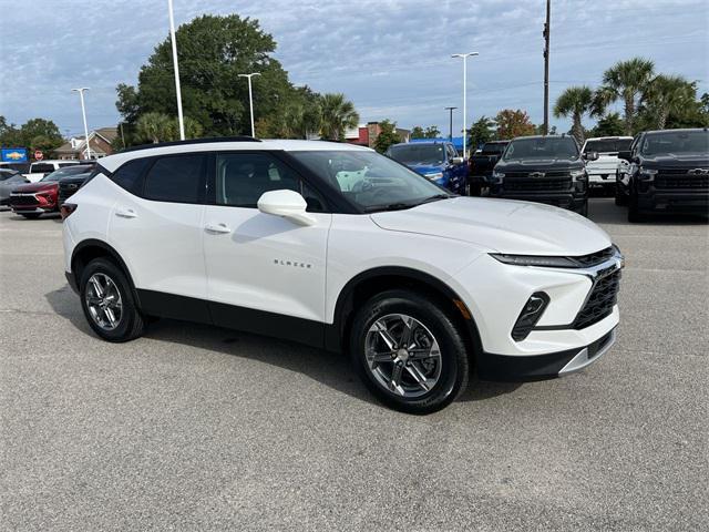 new 2025 Chevrolet Blazer car, priced at $38,880