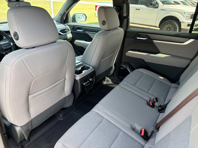 new 2025 GMC Acadia car, priced at $48,645