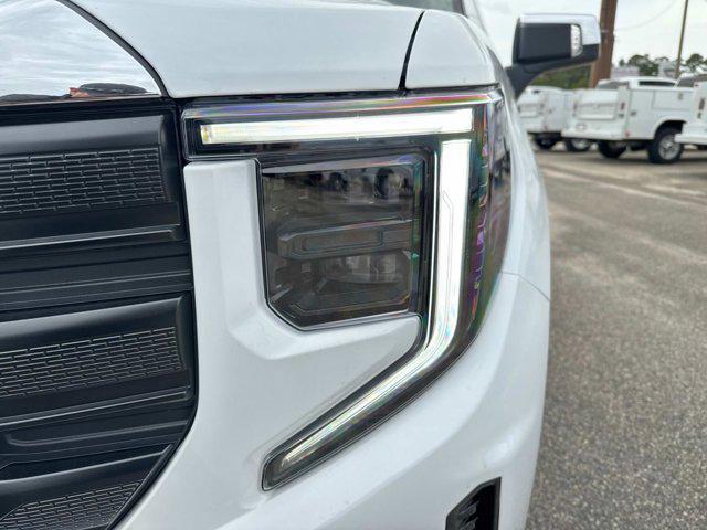 new 2025 GMC Sierra 1500 car, priced at $48,675