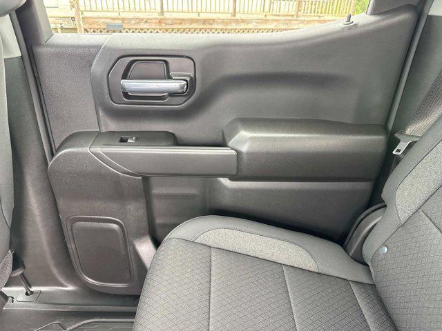 new 2025 GMC Sierra 1500 car, priced at $48,675