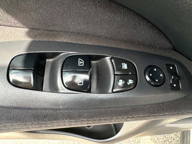 used 2014 Nissan Pathfinder car, priced at $9,995