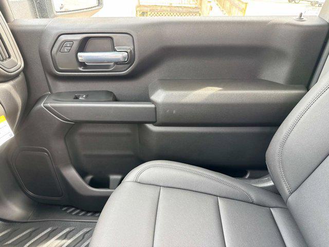 new 2025 GMC Sierra 2500 car, priced at $51,158