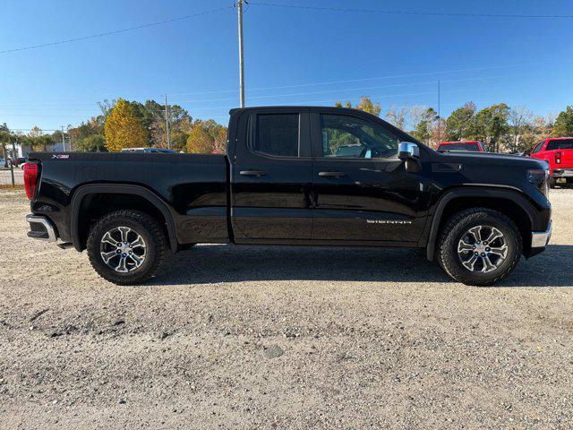 new 2025 GMC Sierra 1500 car, priced at $54,525