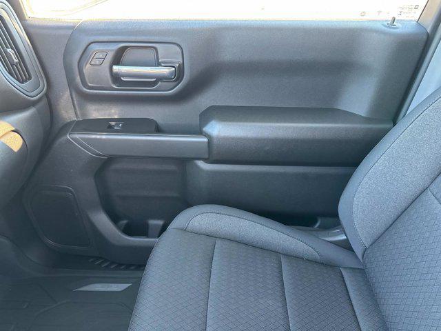 new 2025 GMC Sierra 1500 car, priced at $51,295