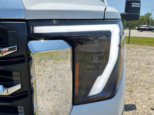 new 2025 GMC Sierra 2500 car, priced at $73,110