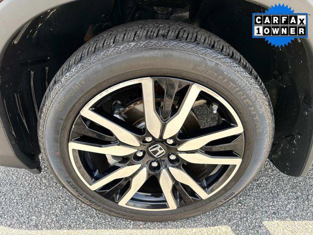 used 2021 Honda Pilot car, priced at $35,900