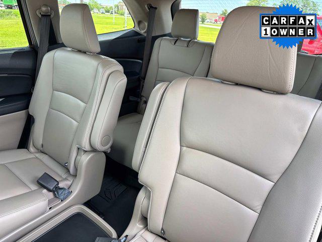 used 2021 Honda Pilot car, priced at $35,900