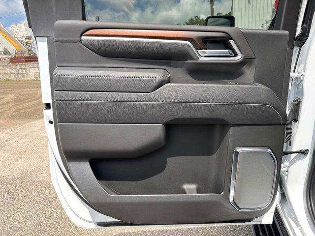 new 2025 GMC Sierra 2500 car, priced at $92,299