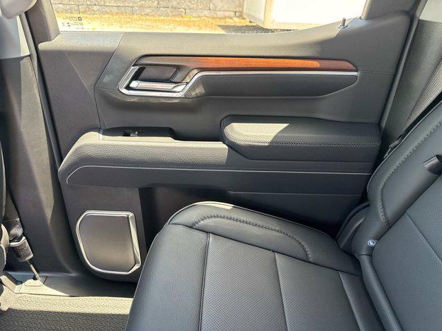 new 2025 GMC Sierra 1500 car, priced at $74,805
