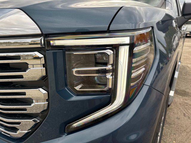 new 2025 GMC Sierra 1500 car, priced at $78,605