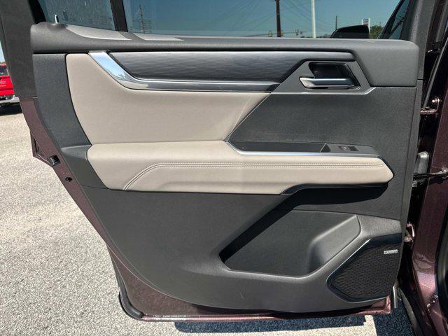 new 2025 GMC Acadia car, priced at $48,060