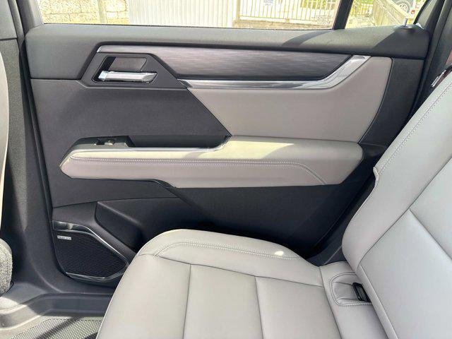 new 2025 GMC Acadia car, priced at $49,975