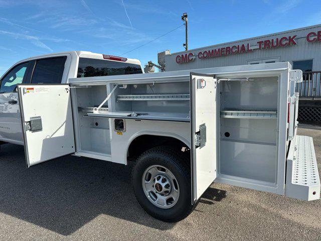 new 2025 GMC Sierra 2500 car, priced at $56,838