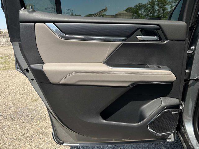 new 2025 GMC Acadia car, priced at $49,975