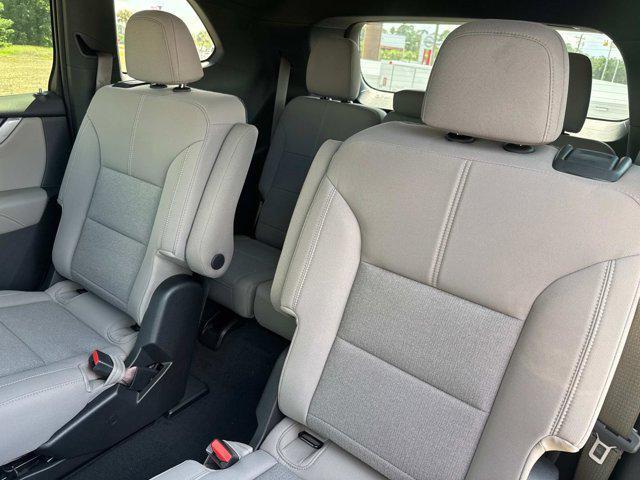 new 2026 GMC Acadia car, priced at $47,670