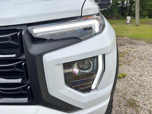new 2025 GMC Canyon car, priced at $42,815