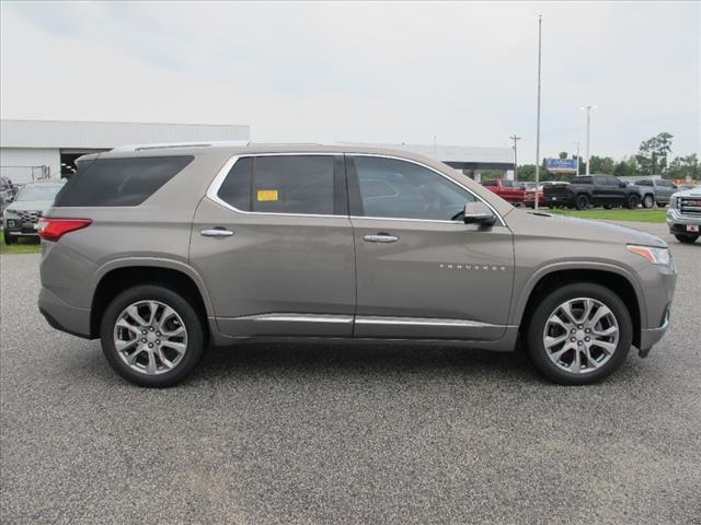 used 2019 Chevrolet Traverse car, priced at $27,495