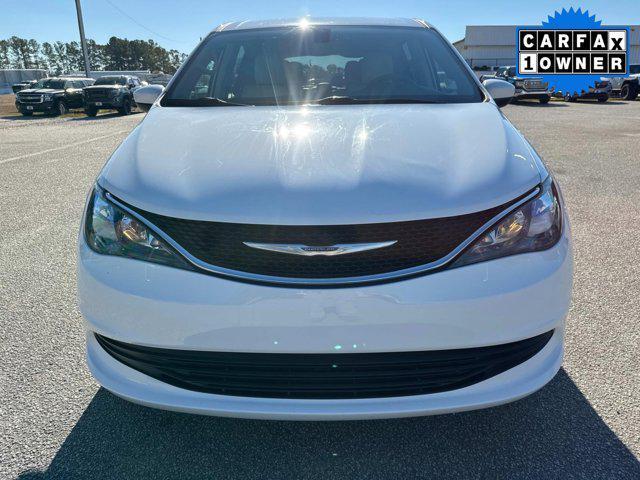 used 2017 Chrysler Pacifica car, priced at $15,995