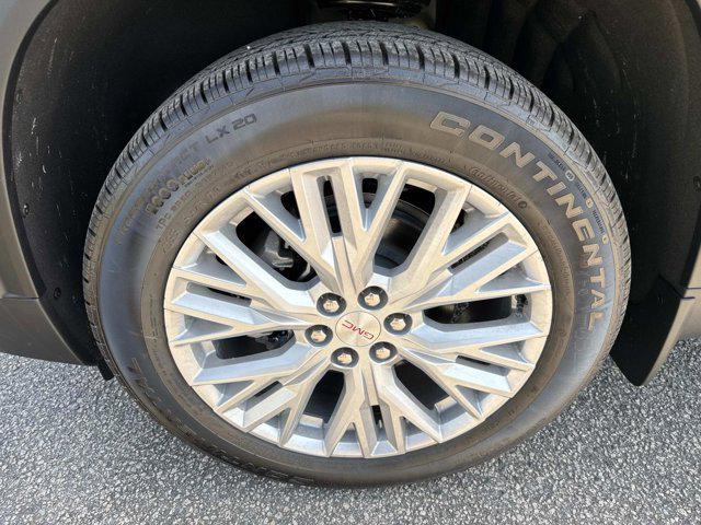 new 2025 GMC Acadia car, priced at $49,975