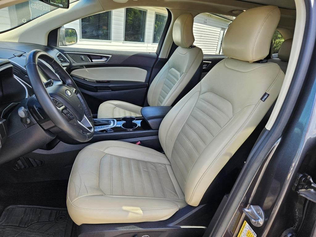 used 2015 Ford Edge car, priced at $14,000