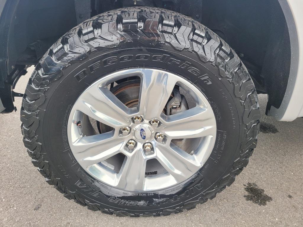 used 2015 Ford F-150 car, priced at $21,000