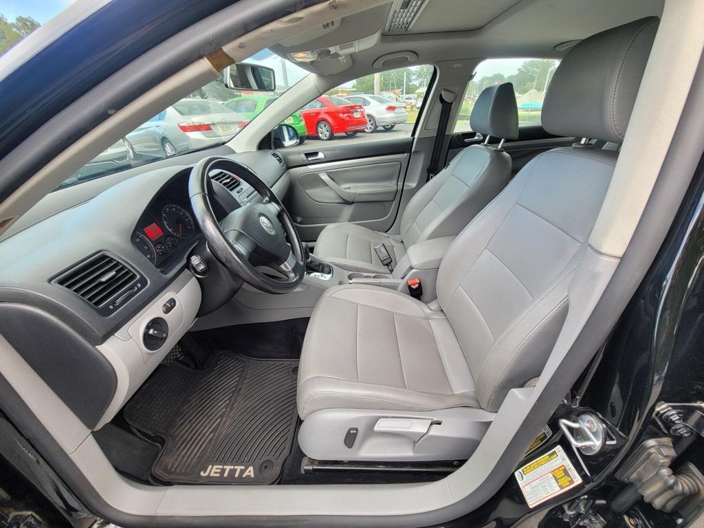 used 2009 Volkswagen Jetta car, priced at $6,000