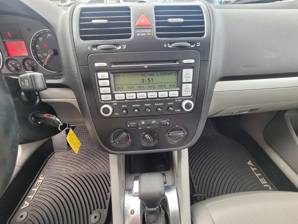 used 2009 Volkswagen Jetta car, priced at $6,000