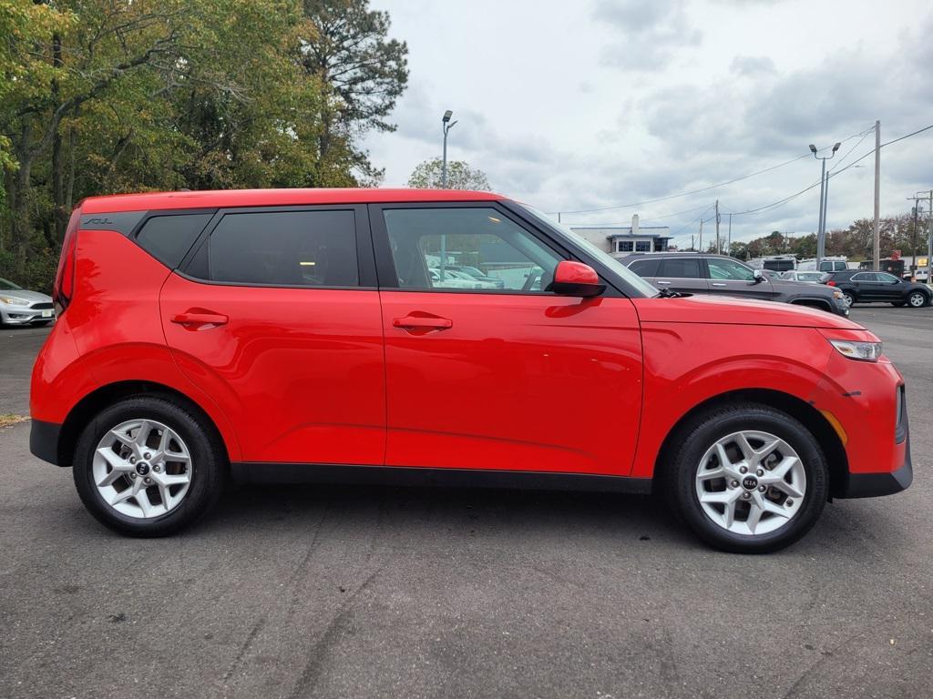 used 2021 Kia Soul car, priced at $14,000