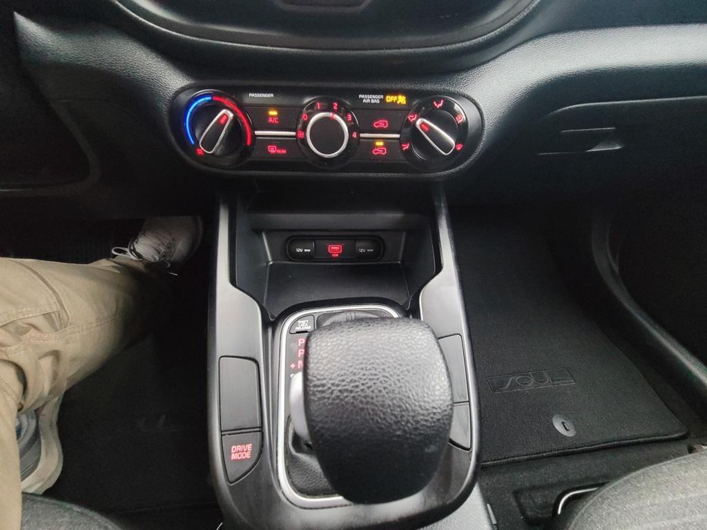 used 2021 Kia Soul car, priced at $14,000