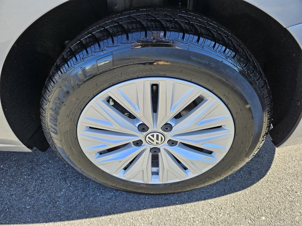 used 2020 Volkswagen Jetta car, priced at $13,000