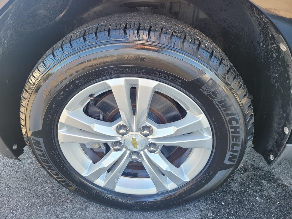 used 2012 Chevrolet Equinox car, priced at $9,000