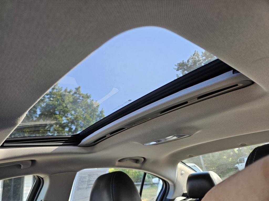 used 2014 Chevrolet Cruze car, priced at $7,000