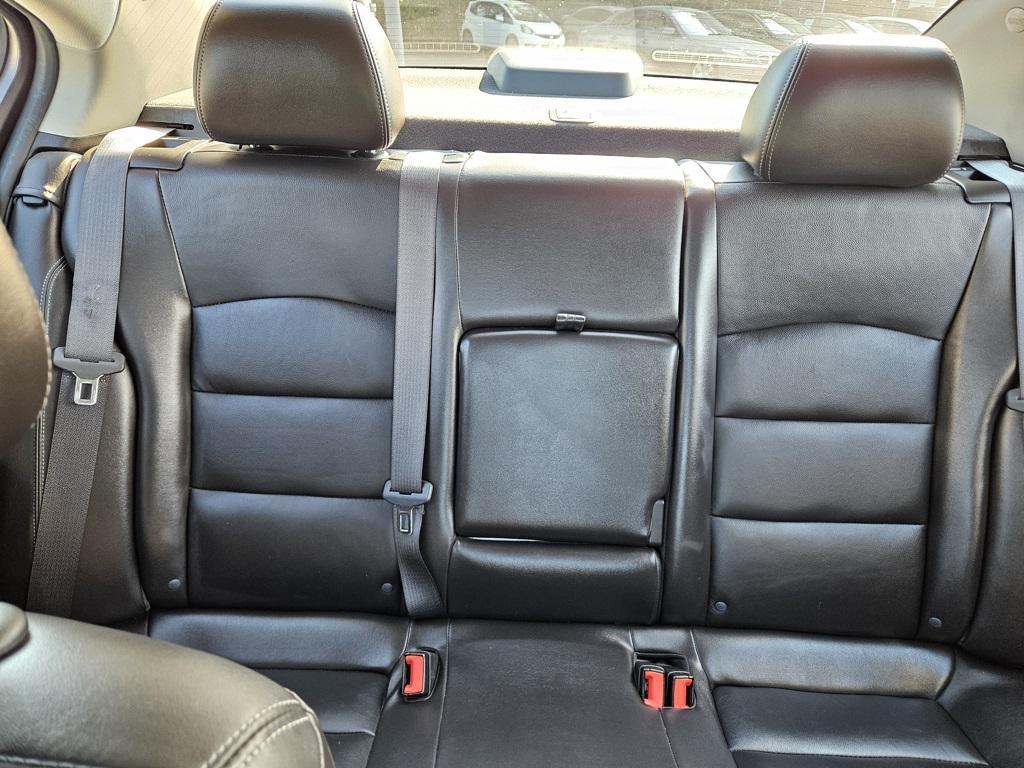 used 2014 Chevrolet Cruze car, priced at $7,000