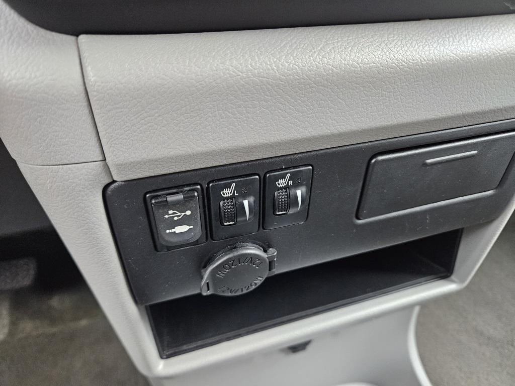 used 2015 Toyota Sienna car, priced at $11,750