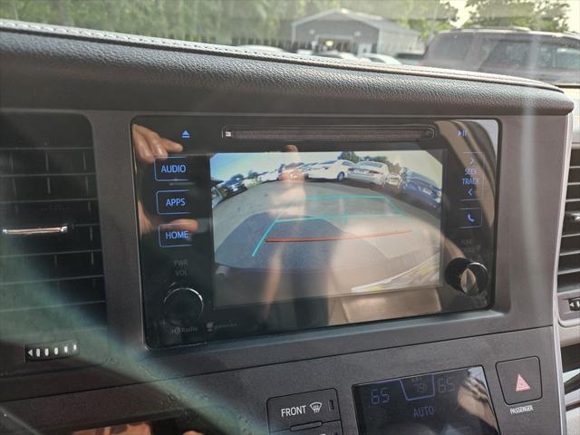 used 2015 Toyota Sienna car, priced at $11,750