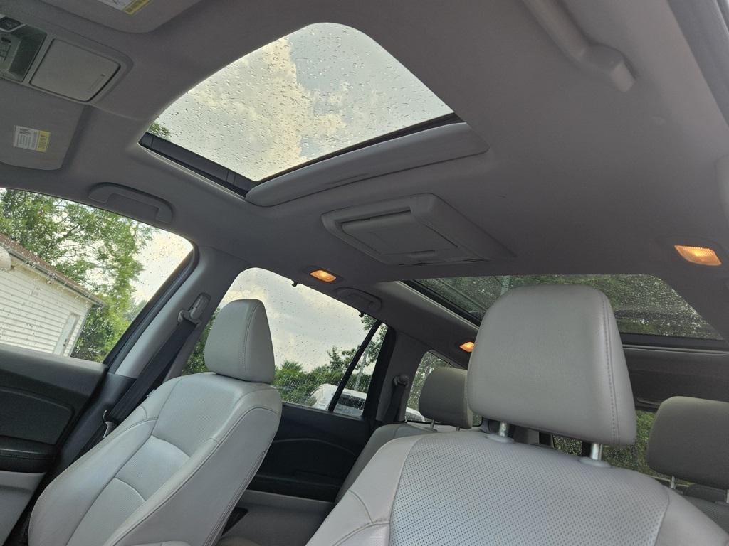 used 2016 Honda Pilot car, priced at $10,750