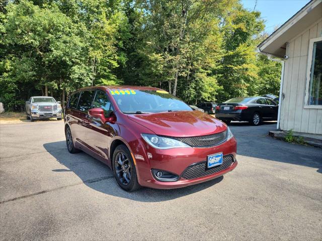 used 2018 Chrysler Pacifica car, priced at $14,995