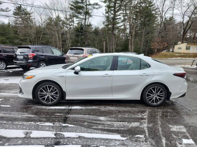 used 2021 Toyota Camry Hybrid car, priced at $24,995