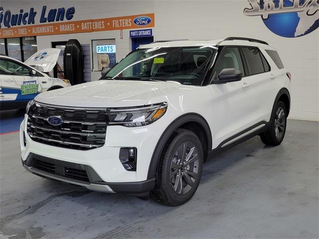 new 2025 Ford Explorer car, priced at $49,094