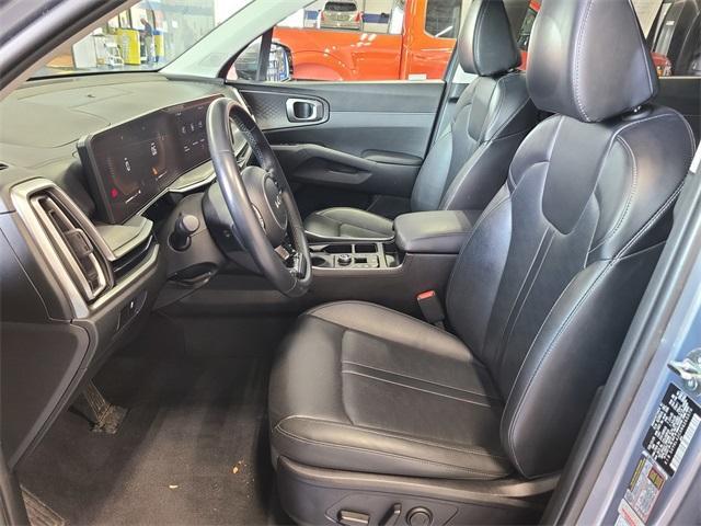 used 2024 Kia Sorento car, priced at $27,936