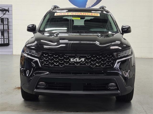 used 2023 Kia Sorento car, priced at $32,626